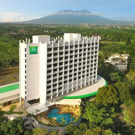 Hotel Ibis Styles Bogor Raya Exterior foto