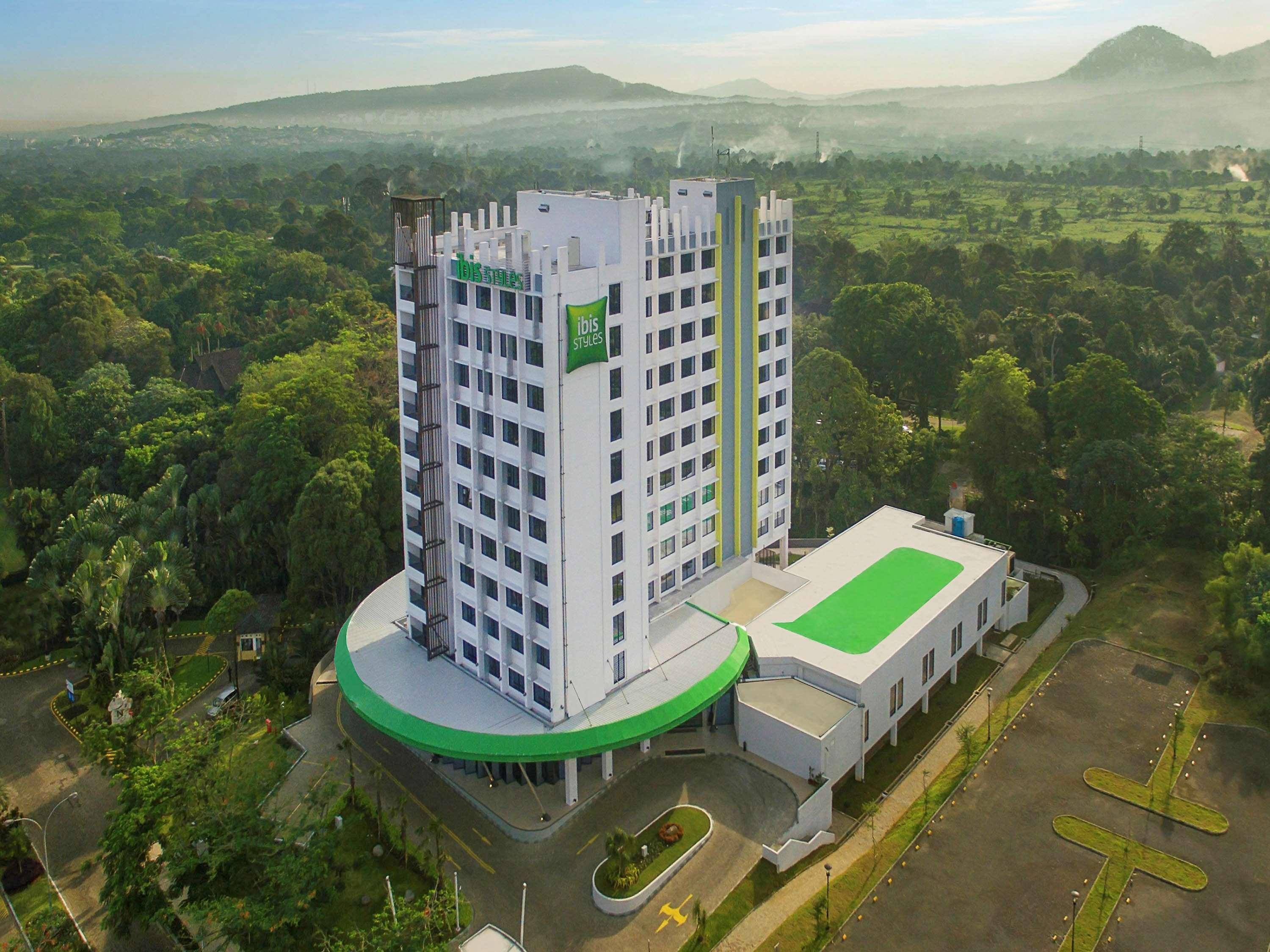 Hotel Ibis Styles Bogor Raya Exterior foto