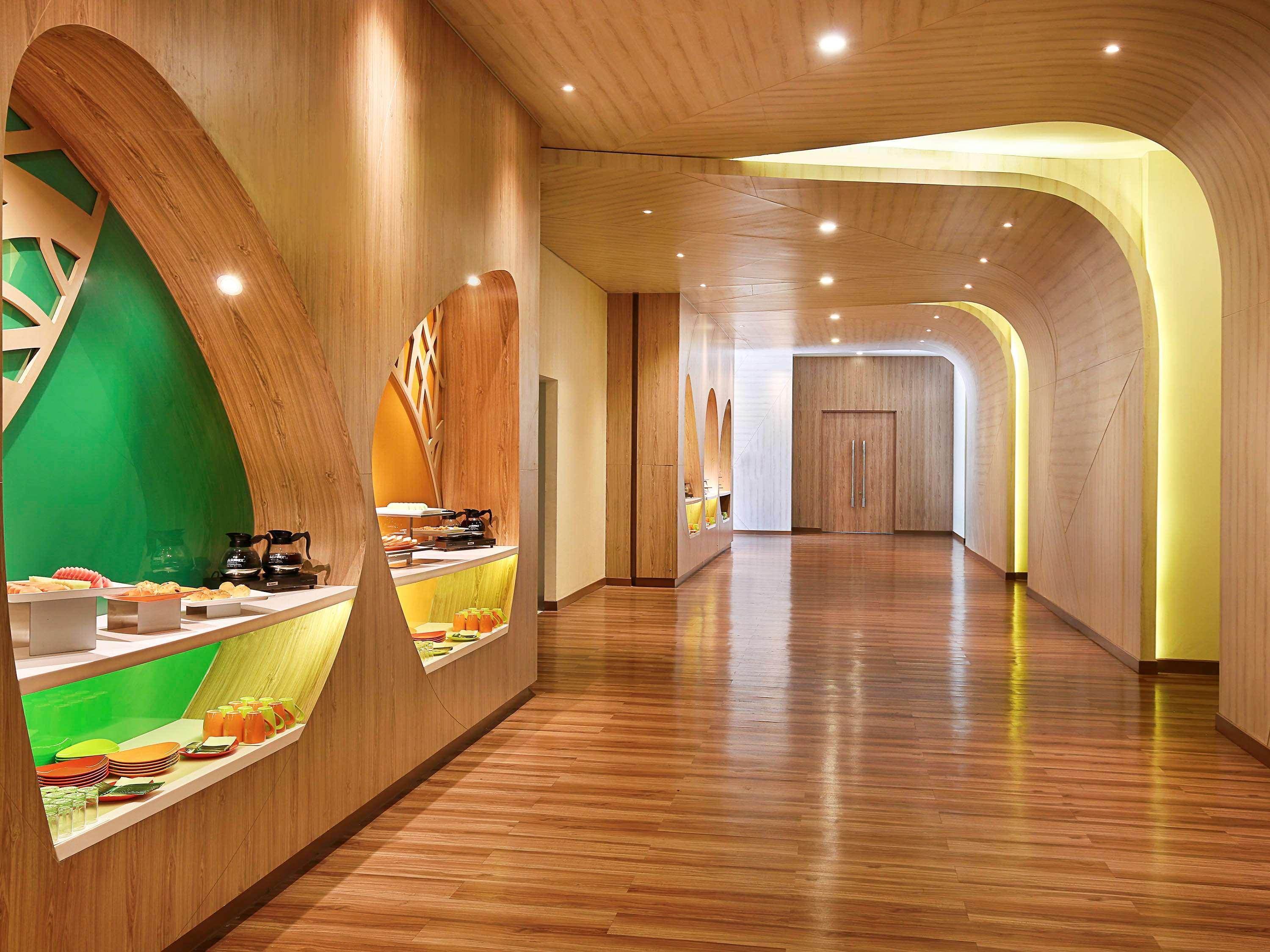 Hotel Ibis Styles Bogor Raya Exterior foto